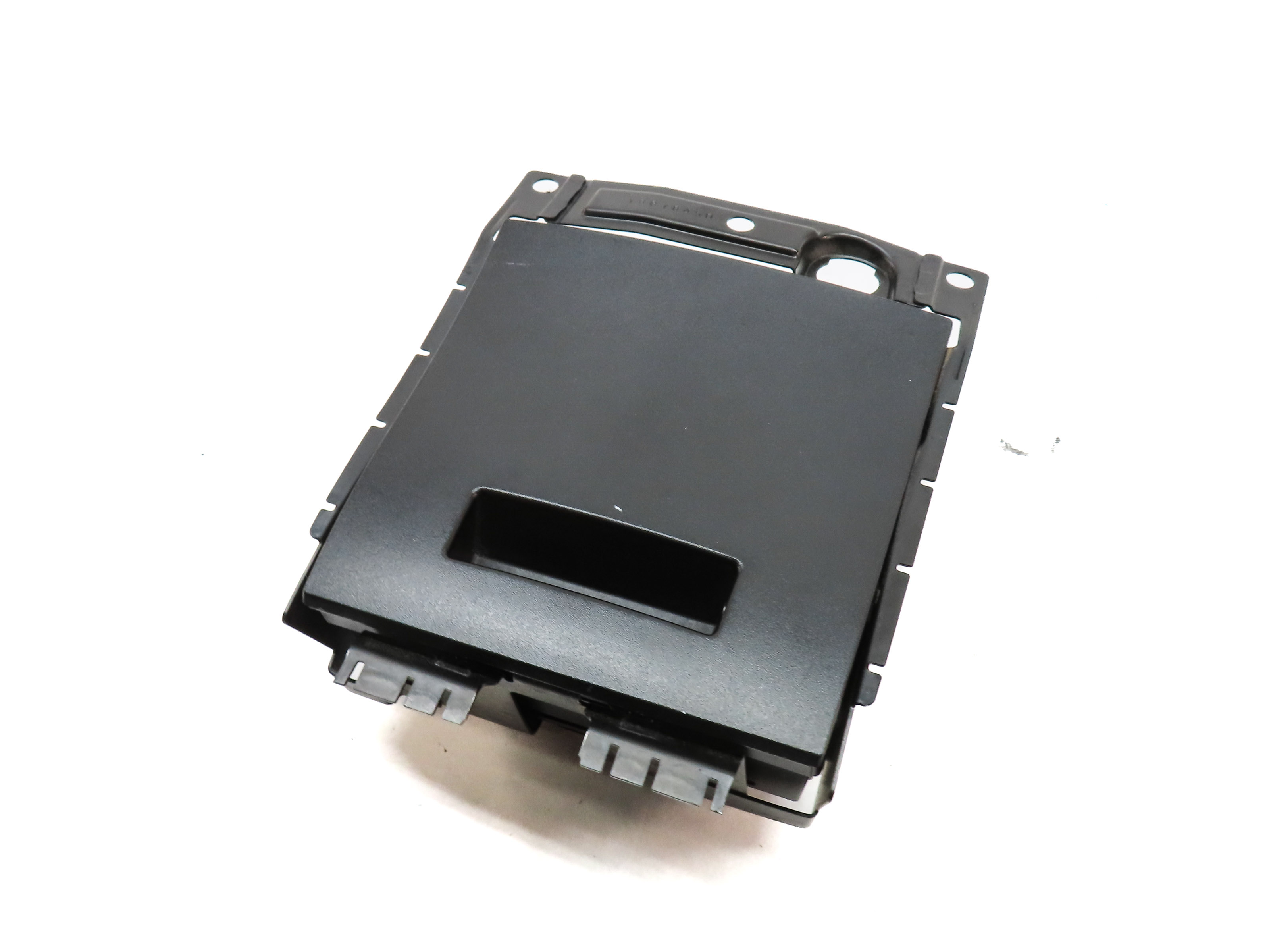 03-13 MERCEDES B E GL ML CLS R CLASS RADIO STEREO 6-DISC CD CHANGER (BLACK) — exact item pictured